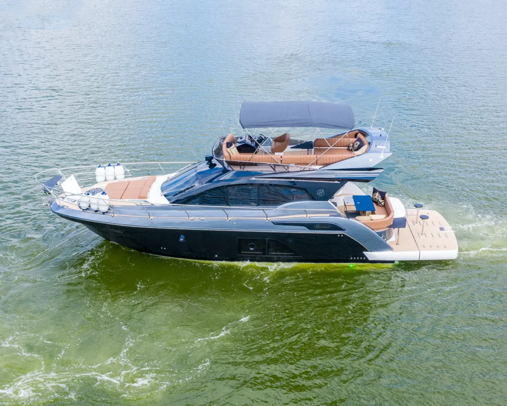 Hanover yachts 477 COVER – BestSellingBoats.com - Shop and buy used or new boats at Best Selling Boats.