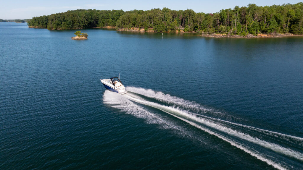 Regal Drone download-2 Shop and buy New or Used boats at Best Selling Boats - Shop and buy used or new boats at Best Selling Boats.