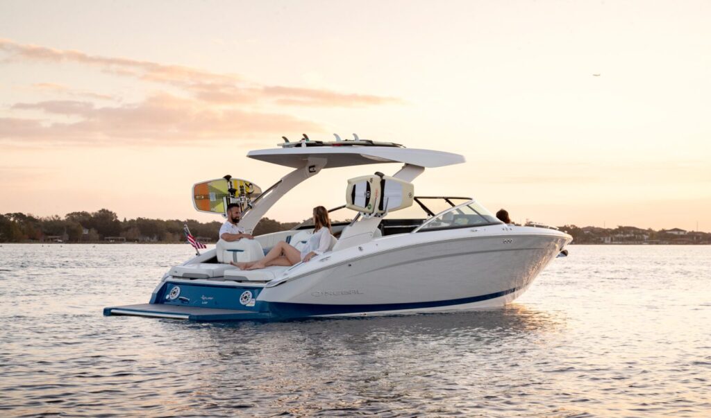 Regal Drone download-5 Shop and buy New or Used boats at Best Selling Boats - Shop and buy used or new boats at Best Selling Boats.