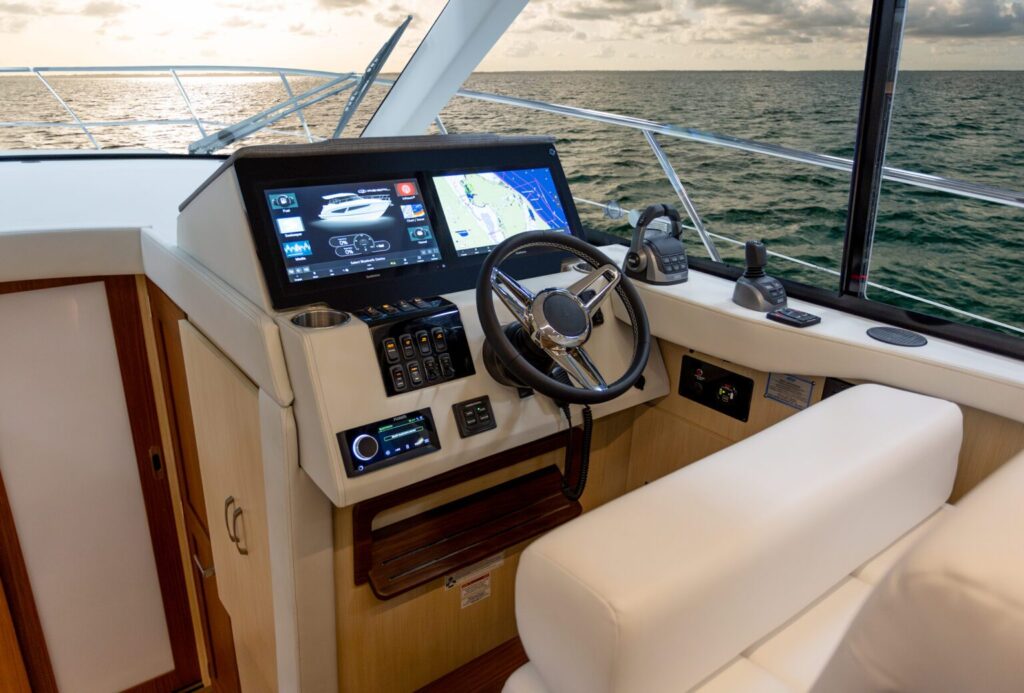 Regal Exterior 42 Grande Coupe Interior-24-Helm-1536×1040 Shop and buy New or Used boats at Best Selling Boats - Shop and buy used or new boats at Best Selling Boats.