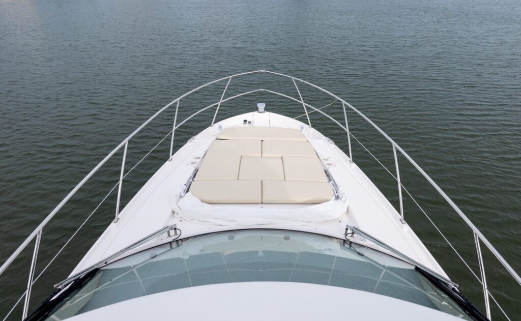 Regal Exterior 42fxo_inset_21_109-2k-1536×947 Shop and buy New or Used boats at Best Selling Boats - Shop and buy used or new boats at Best Selling Boats.