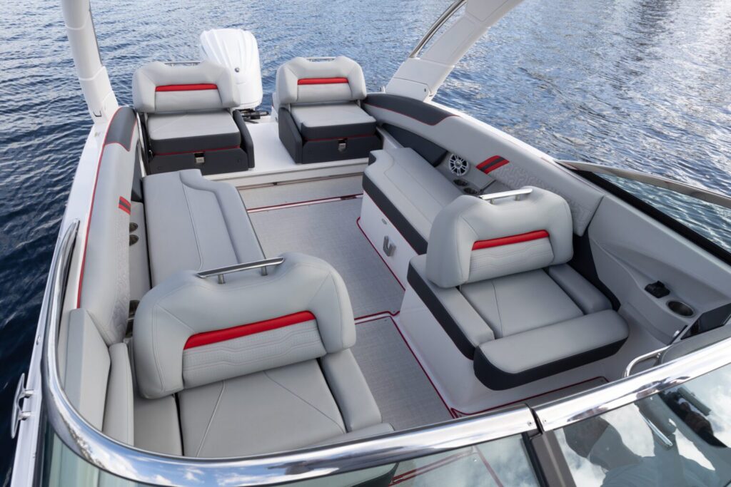 Regal Exterior Regal Exterior Exterior_download-13 Shop New and Used Boats at Best Selling Boats Shop and buy New or Used boats at Best Selling Boats - Shop and buy used or new boats at Best Selling Boats.