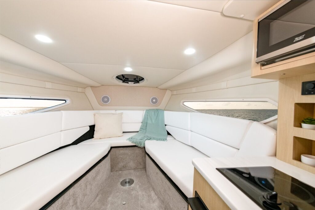 Regal Interior 2023int-2-1536×1024 Shop and buy New or Used boats at Best Selling Boats - Shop and buy used or new boats at Best Selling Boats.