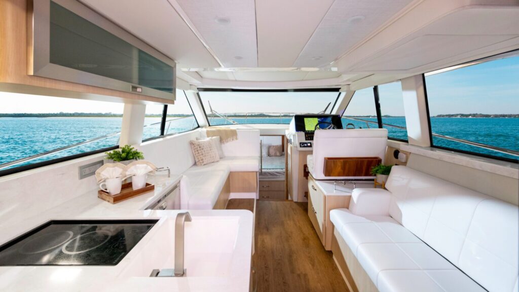 Regal Interior 38GrandeCoupe-SingleLevel-1536×864 Shop and buy New or Used boats at Best Selling Boats - Shop and buy used or new boats at Best Selling Boats.