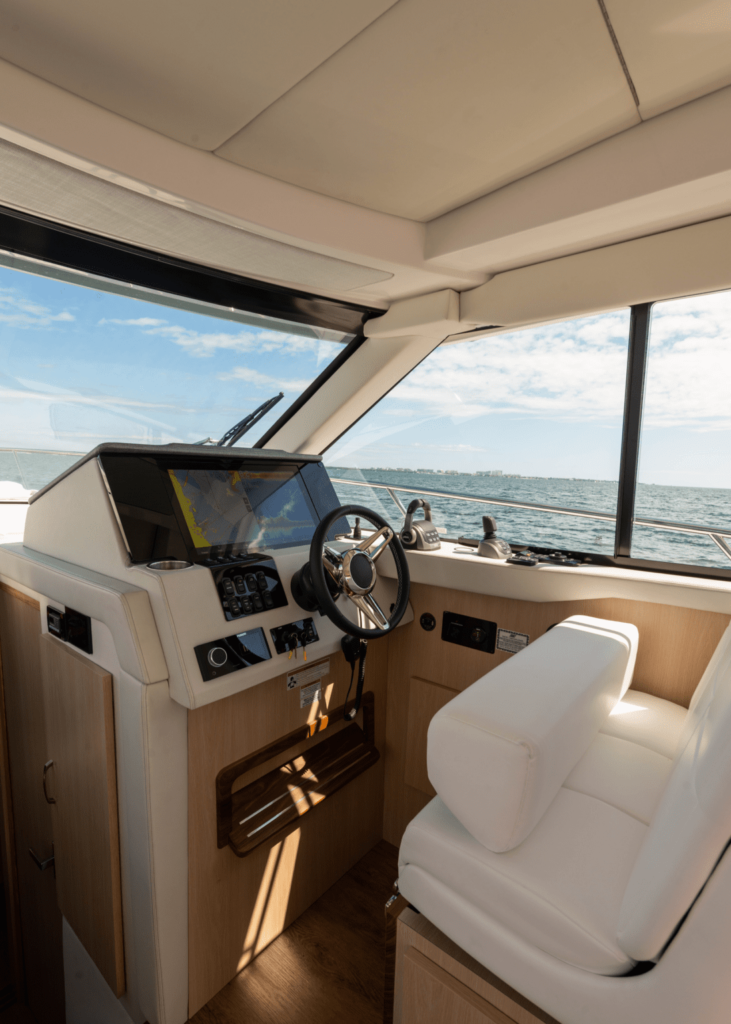 cockpit-1096×1536 - Shop and buy used or new boats at Best Selling Boats.