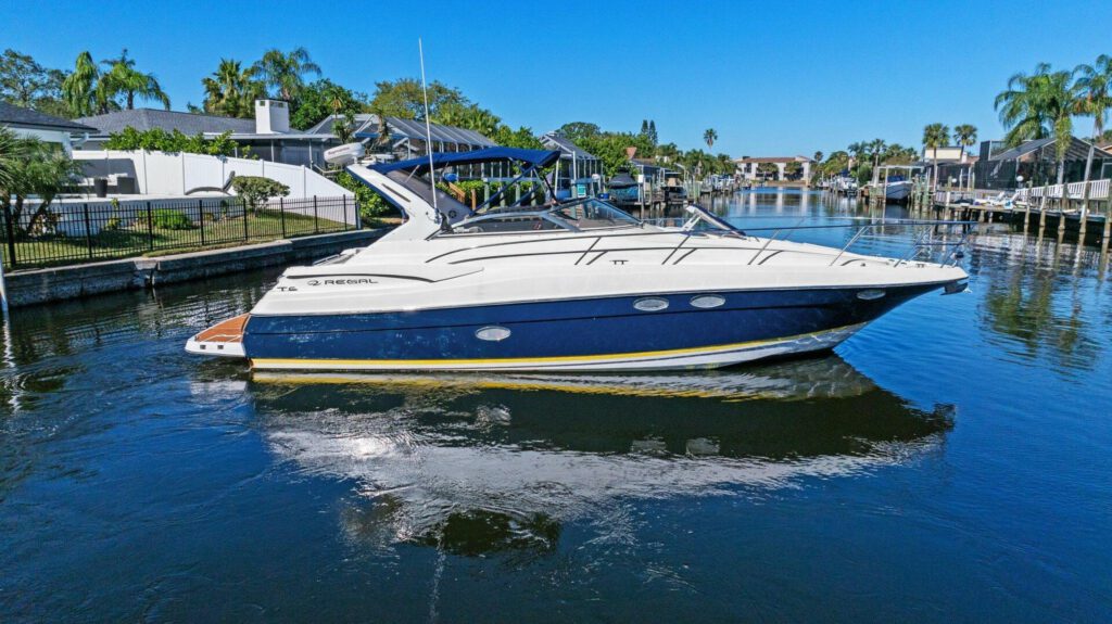 2005-regal-3560-power-9686627-974066400-0-180220251118-1.jpg - Shop and buy used or new boats at Best Selling Boats.