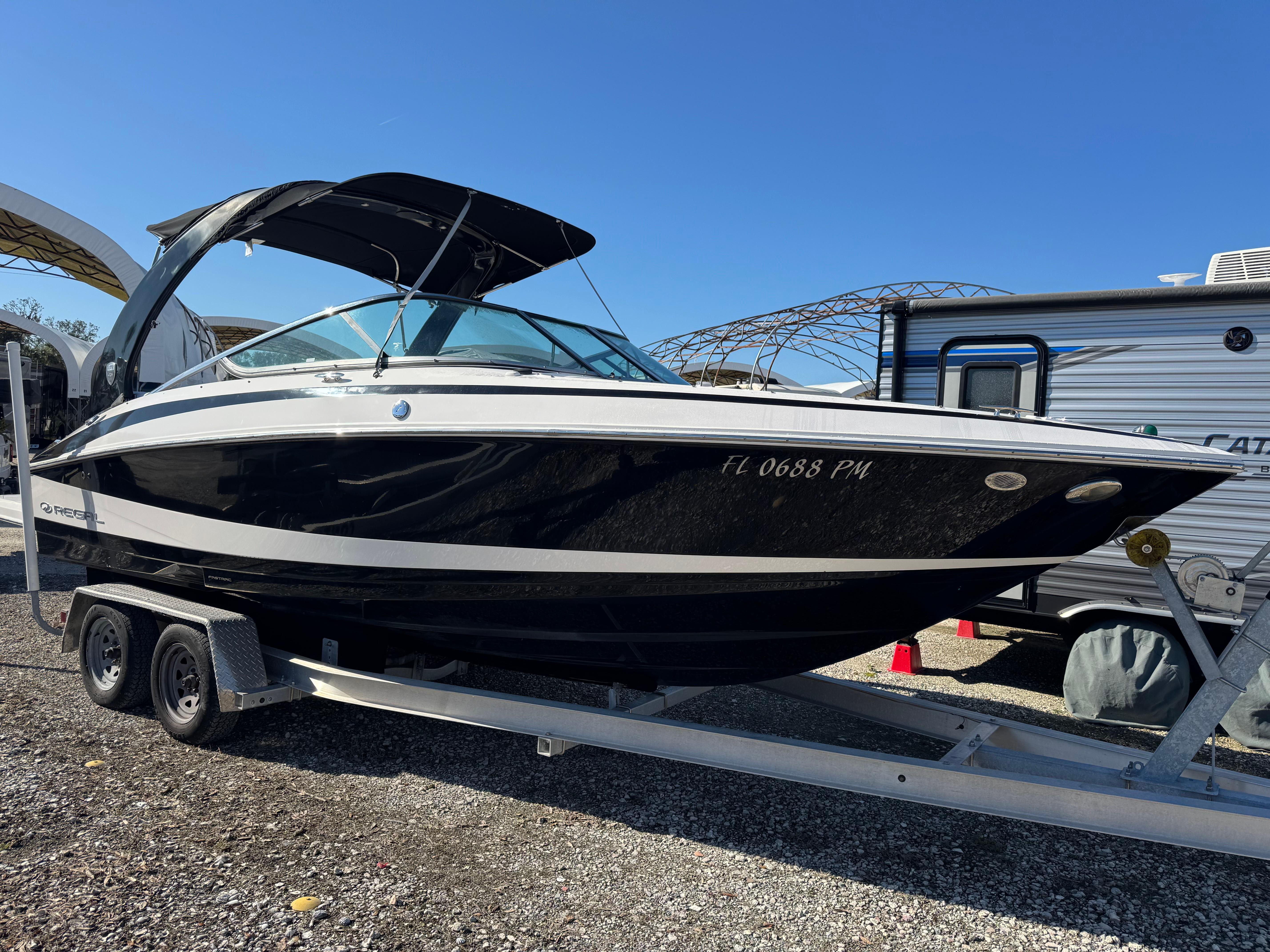 2013-regal-2500-bowrider-power-7977801-20250228081440069-1_XLARGE.jpg - Shop and buy used or new boats at Best Selling Boats.