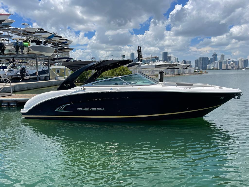 2013-regal-3200-bowrider-power-9551086-20240925083041120-1_XLARGE.jpg - Shop and buy used or new boats at Best Selling Boats.