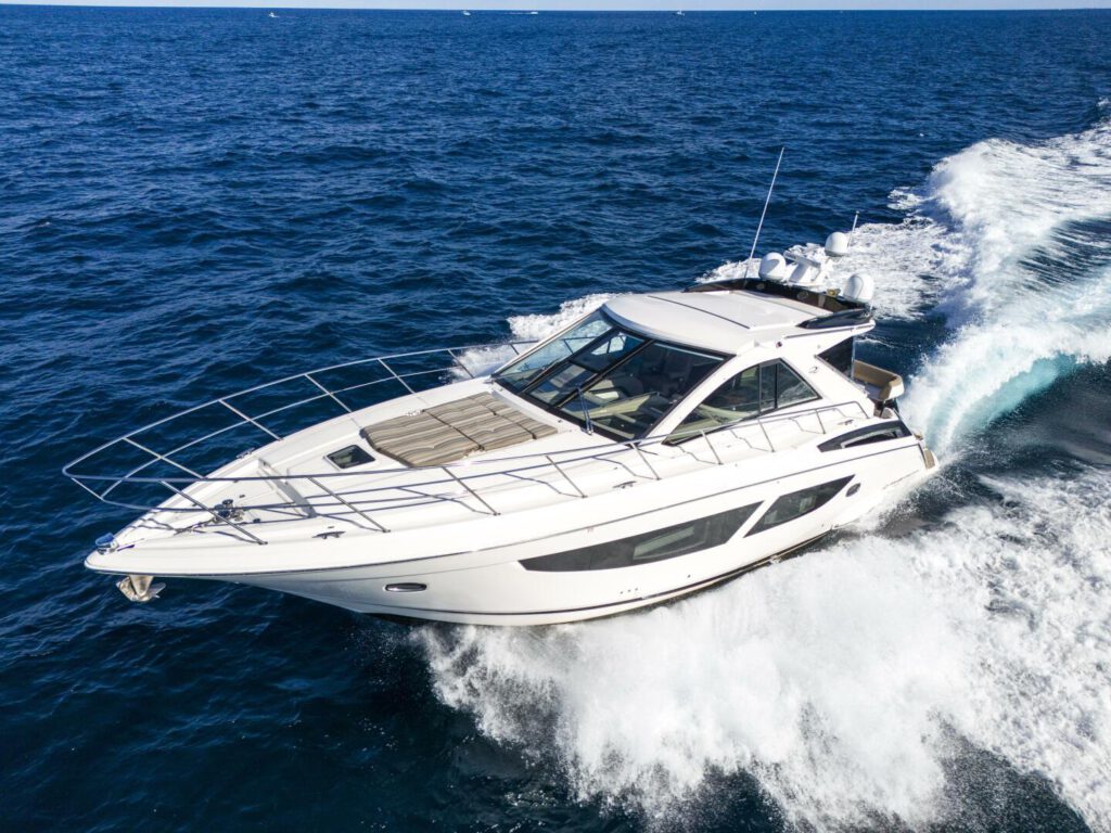 2017-regal-53-sport-coupe-power-9687082-974081556-0-180220251332-1.jpg - Shop and buy used or new boats at Best Selling Boats.