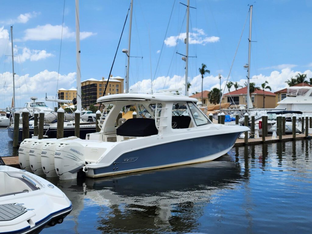 2019-boston-whaler-380-realm-power-9651708-20250110180044784-1_XLARGE.jpg - Shop and buy used or new boats at Best Selling Boats.