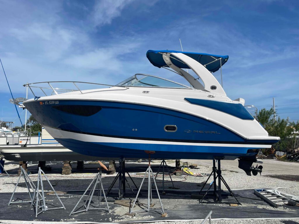 2020-regal-26-express-power-9621063-20241125231227387-1_XLARGE.jpg - Shop and buy used or new boats at Best Selling Boats.