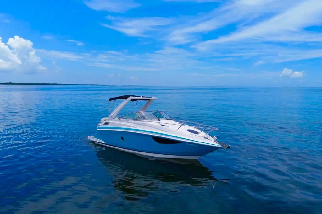 2021-regal-28-express-power-9433347-20240903111220001-1_XLARGE.jpg - Shop and buy used or new boats at Best Selling Boats.