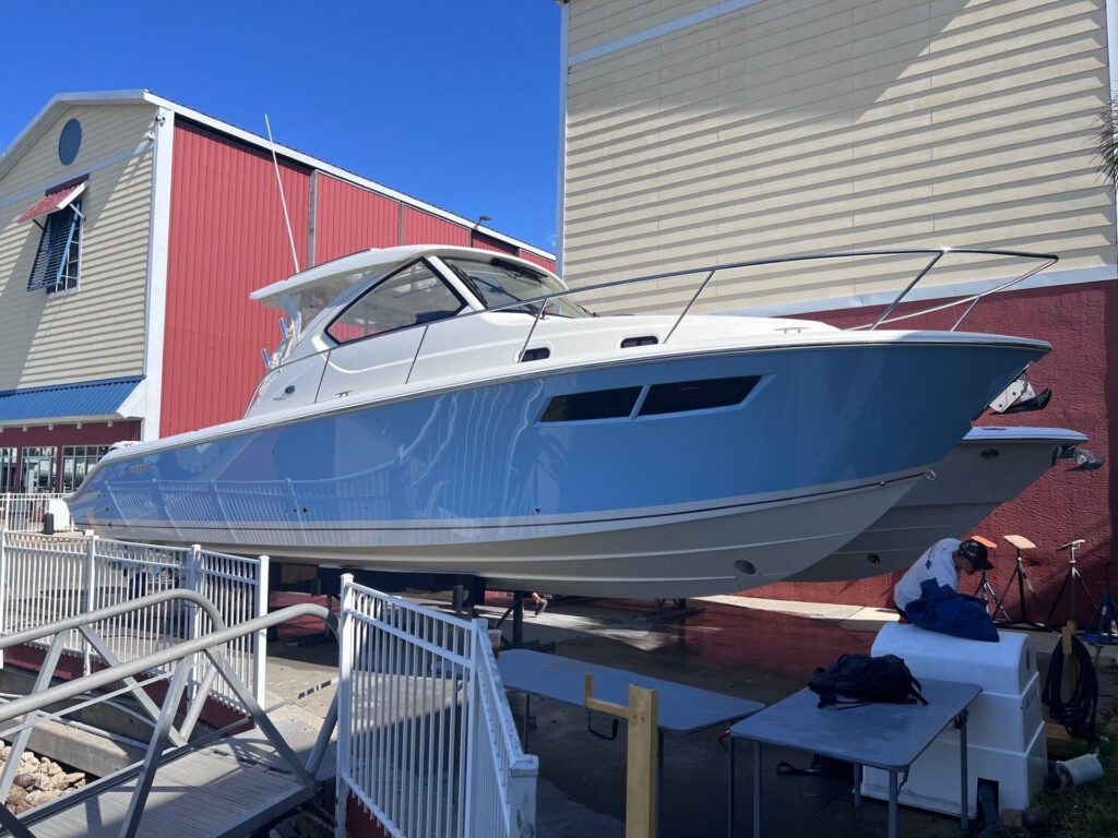 2023-pursuit-os-355-power-9699252-974525134-0-280220251113-1.jpg - Shop and buy used or new boats at Best Selling Boats.