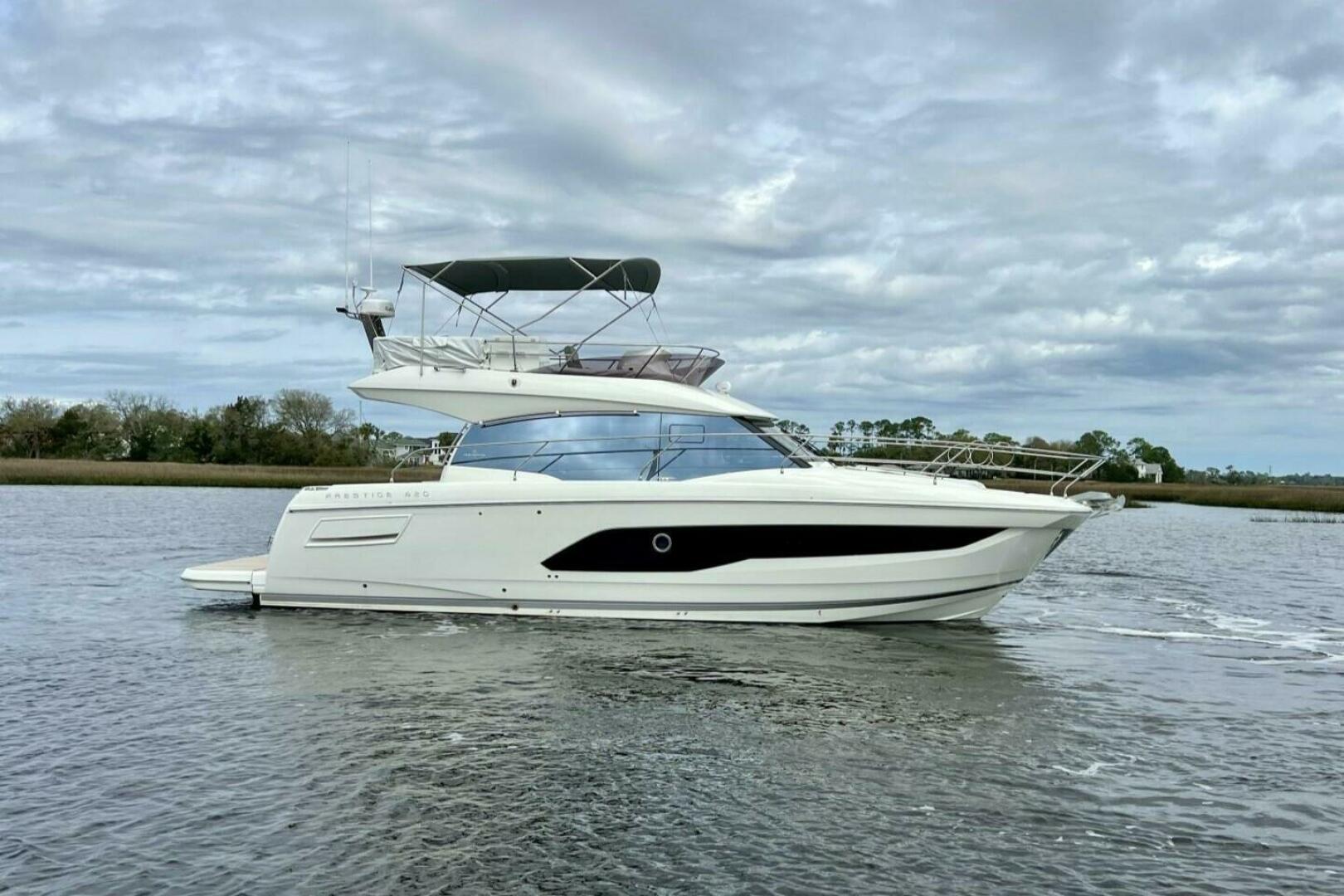 2024-prestige-420-power-9686981-974077599-0-180220251318-1.jpg - Shop and buy used or new boats at Best Selling Boats.