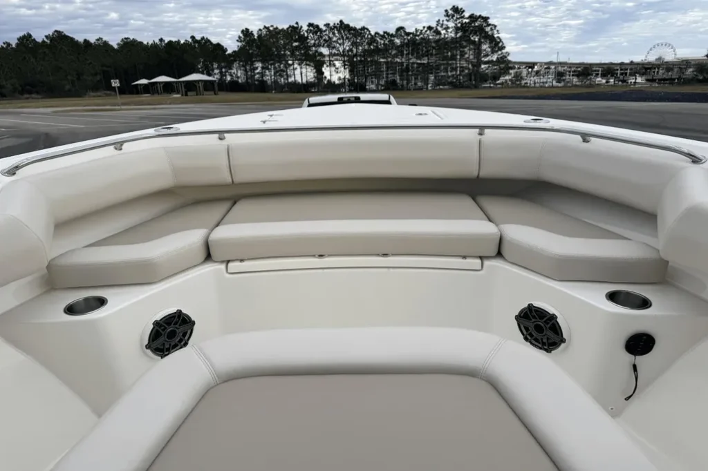 2025-boston-whaler-280-outrage-power-9566399-972697146-0-140120251452-30 - Shop and buy used or new boats at Best Selling Boats.