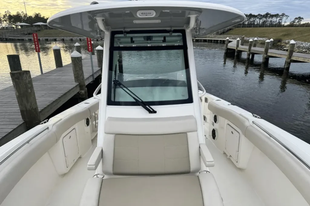 2025-boston-whaler-280-outrage-power-9566399-972697178-0-140120251452-29 - Shop and buy used or new boats at Best Selling Boats.