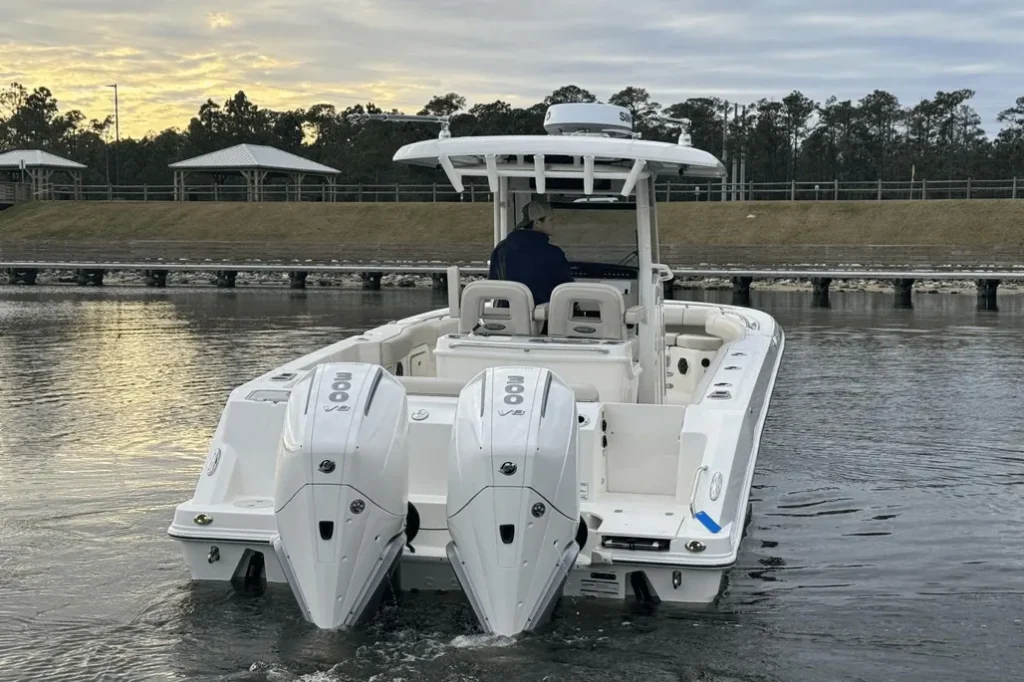 2025-boston-whaler-280-outrage-power-9566399-972697189-0-140120251452-15 - Shop and buy used or new boats at Best Selling Boats.