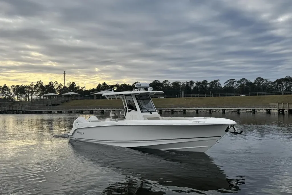 2025-boston-whaler-280-outrage-power-9566399-972697190-0-140120251452-26 - Shop and buy used or new boats at Best Selling Boats.