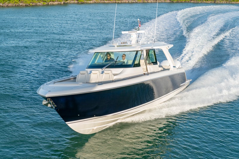 48LS_exterior-2021-2 - Shop and buy used or new boats at Best Selling Boats.