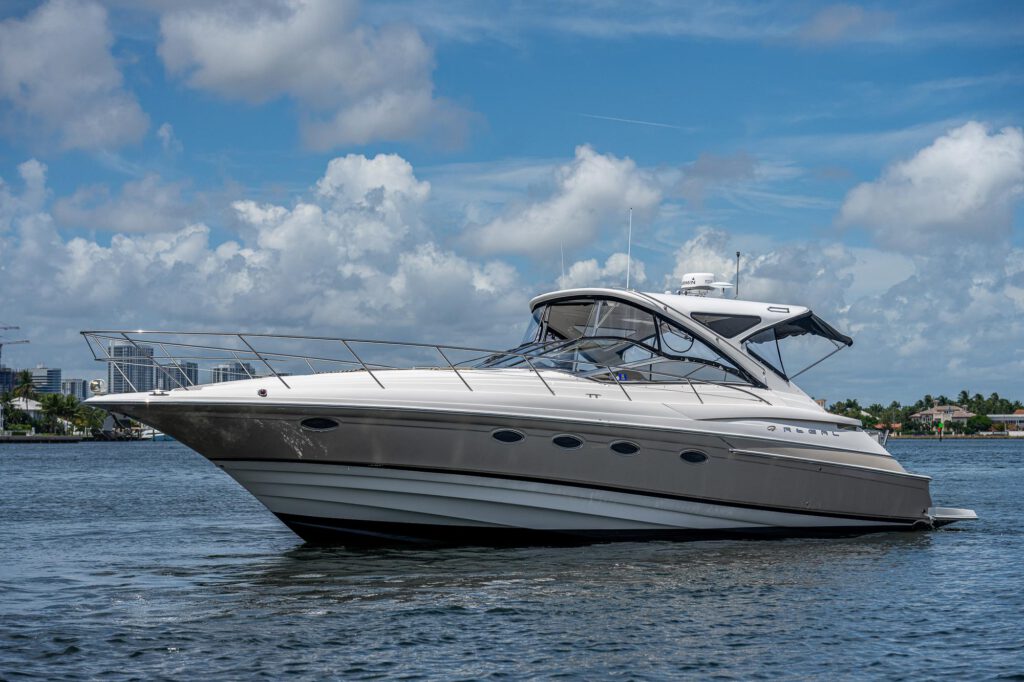 8595823_20221127183228106_1_XLARGE.jpg - Shop and buy used or new boats at Best Selling Boats.