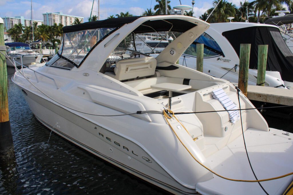 8637842_20221223121007496_1_XLARGE.jpg - Shop and buy used or new boats at Best Selling Boats.