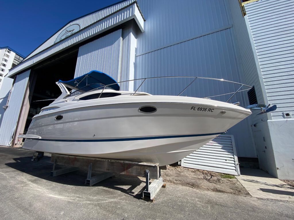 8676822_20230131144119711_1_XLARGE.jpg - Shop and buy used or new boats at Best Selling Boats.