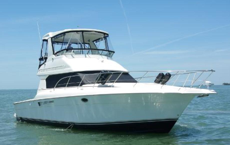 9306345_20240320181126705_1_XLARGE.jpg - Shop and buy used or new boats at Best Selling Boats.