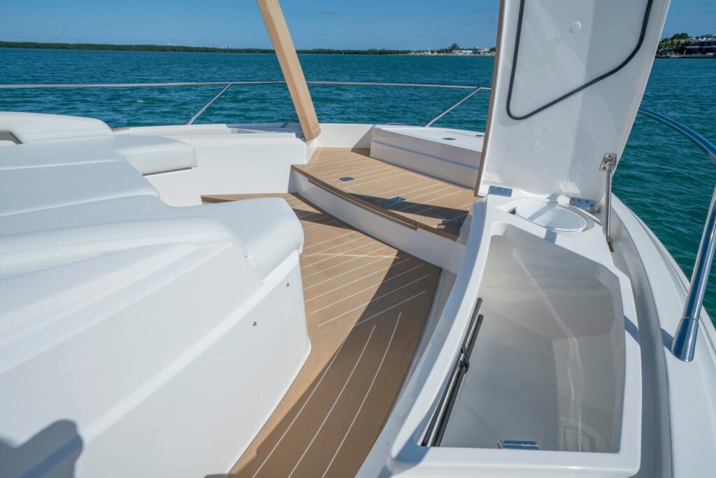 EX60_exterior-details-bow-storage-16-2023 - Shop and buy used or new boats at Best Selling Boats.