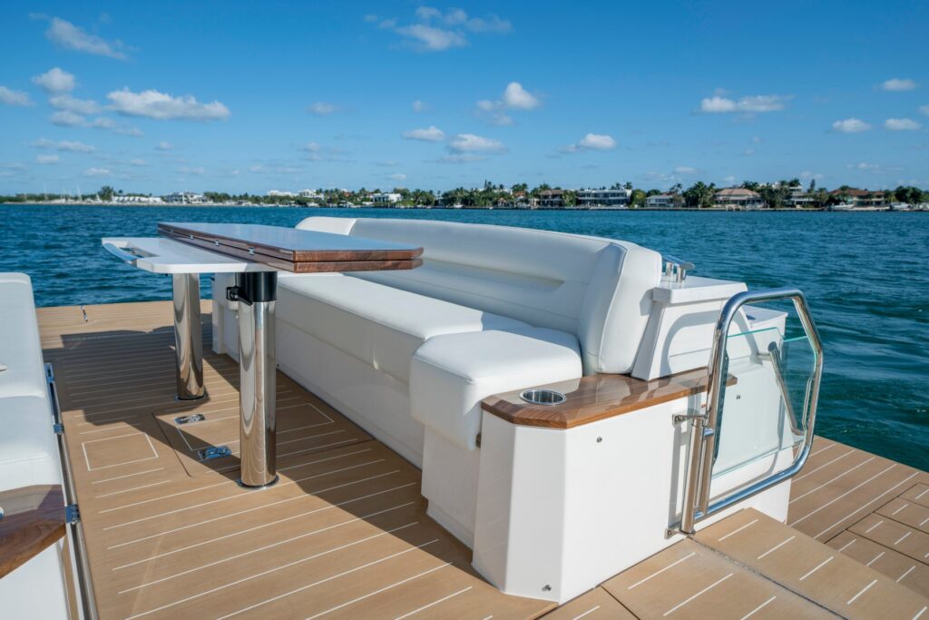 EX60_exterior-details-lounge-module-26-2023 - Shop and buy used or new boats at Best Selling Boats.