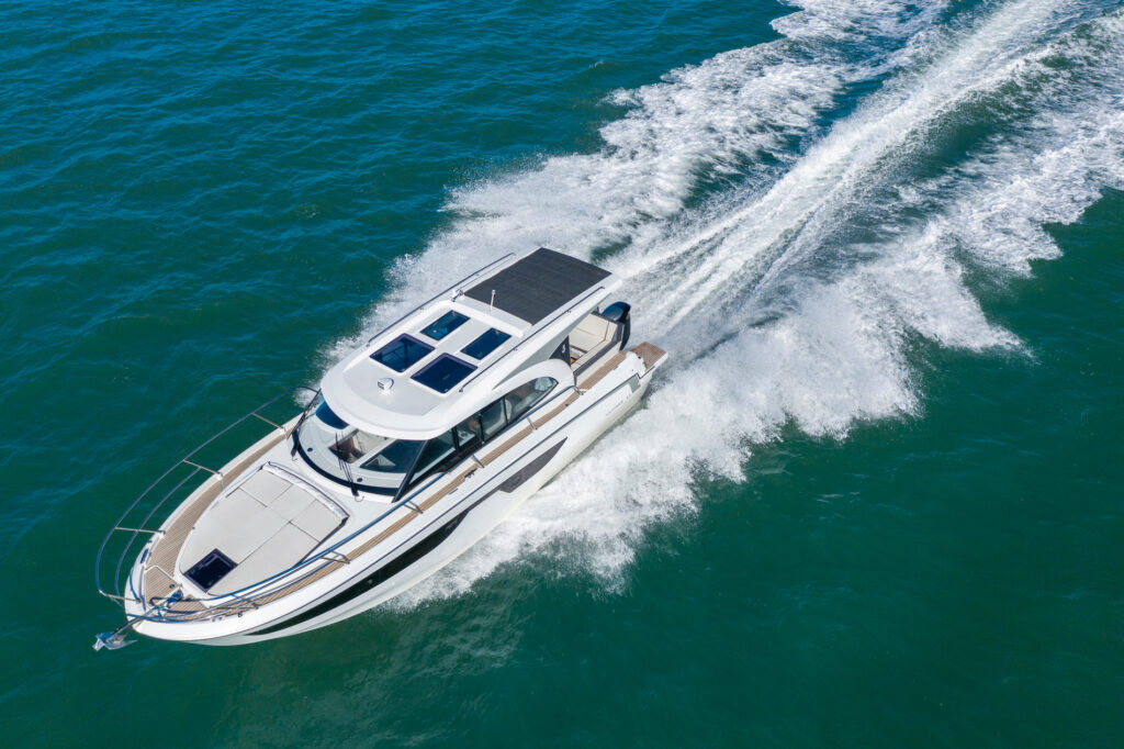 Bénéteau Antares 11 - Shop and buy used or new boats at Best Selling Boats.