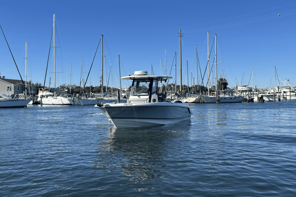 zhzom5o1nngsimt4jmd6_cropped - Shop and buy used or new boats at Best Selling Boats.