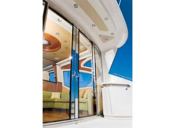2010 Tiara Yachts 5800 Sovran - Image 4